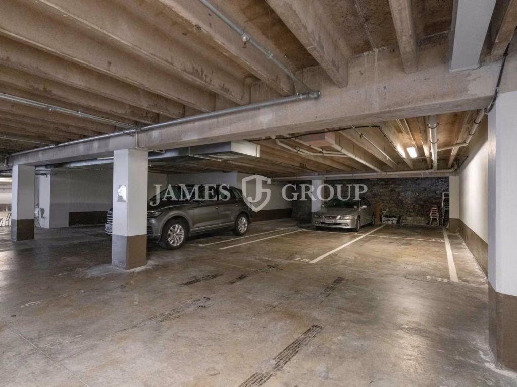 Prominent Ground Floor | Flexible Sizes