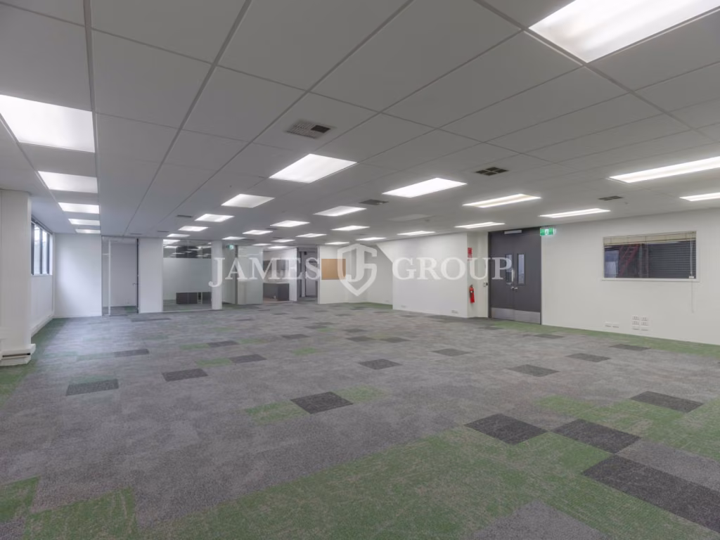 High Stud Warehouse + Modern Office In City Fringe