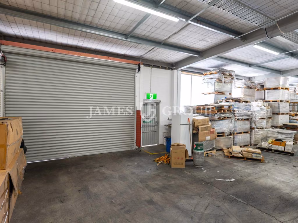 Prime Warehouse & Showroom | Ti Rakau Drive