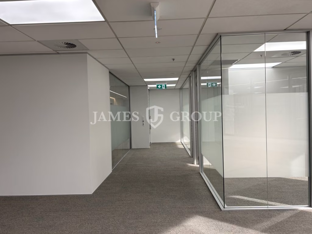 North-facing Cbd Office – Shortland Centre