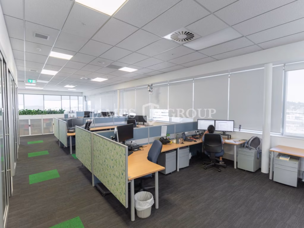 Top Floor Office With Natural Light & Views