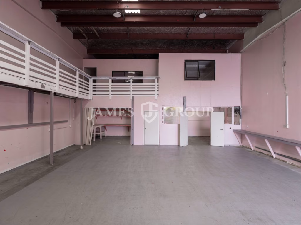 Rosebank Road Industrial Unit – For Sale Or Lease