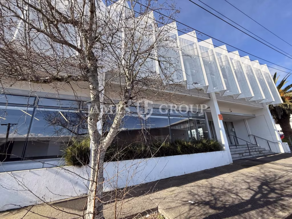 Grey Lynn Office With Profile