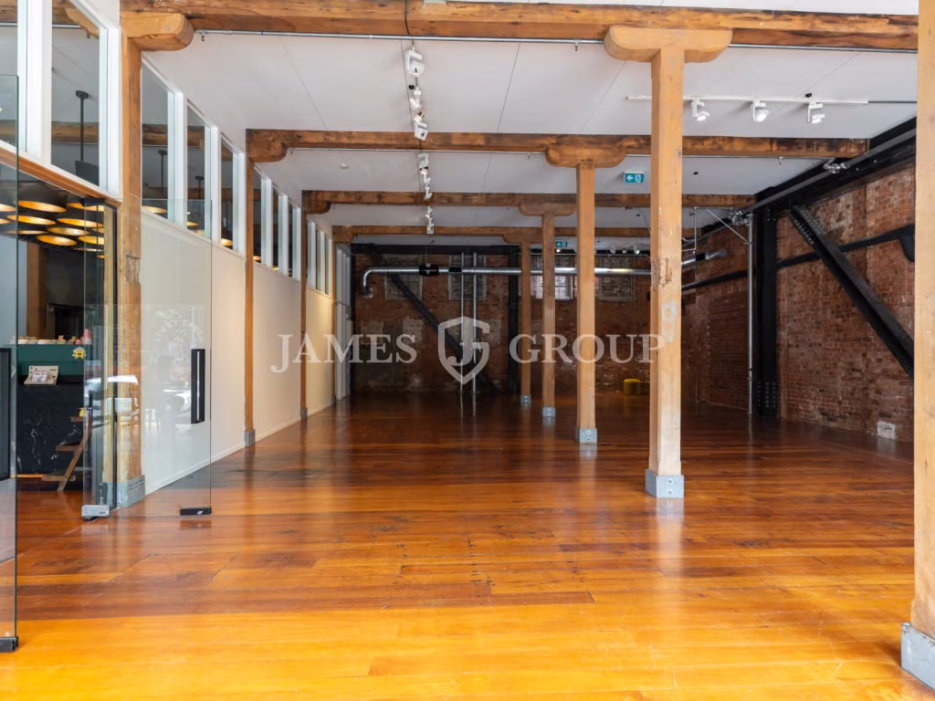 165m² Office Space With Flexible Lease Options