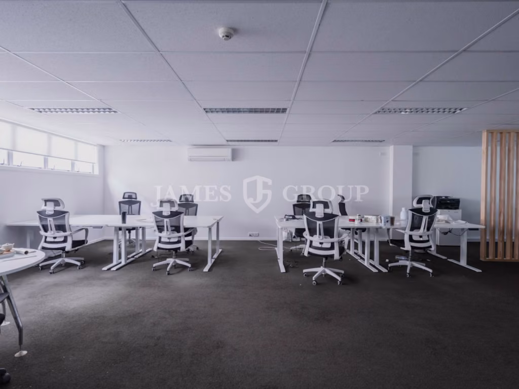 Sleek Parnell Office