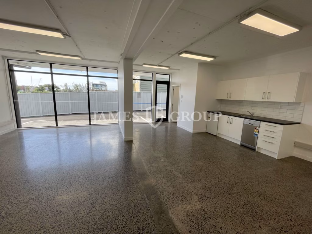 100m² Professional Office Or Medical Suite