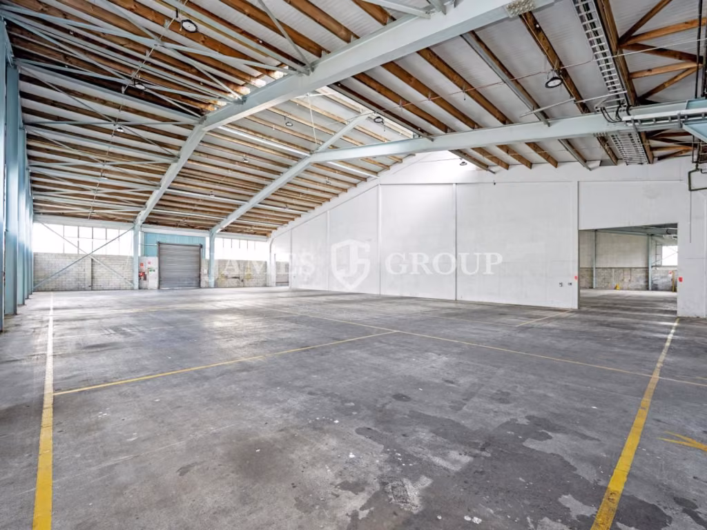 $165p/sqm With Dual Road Access