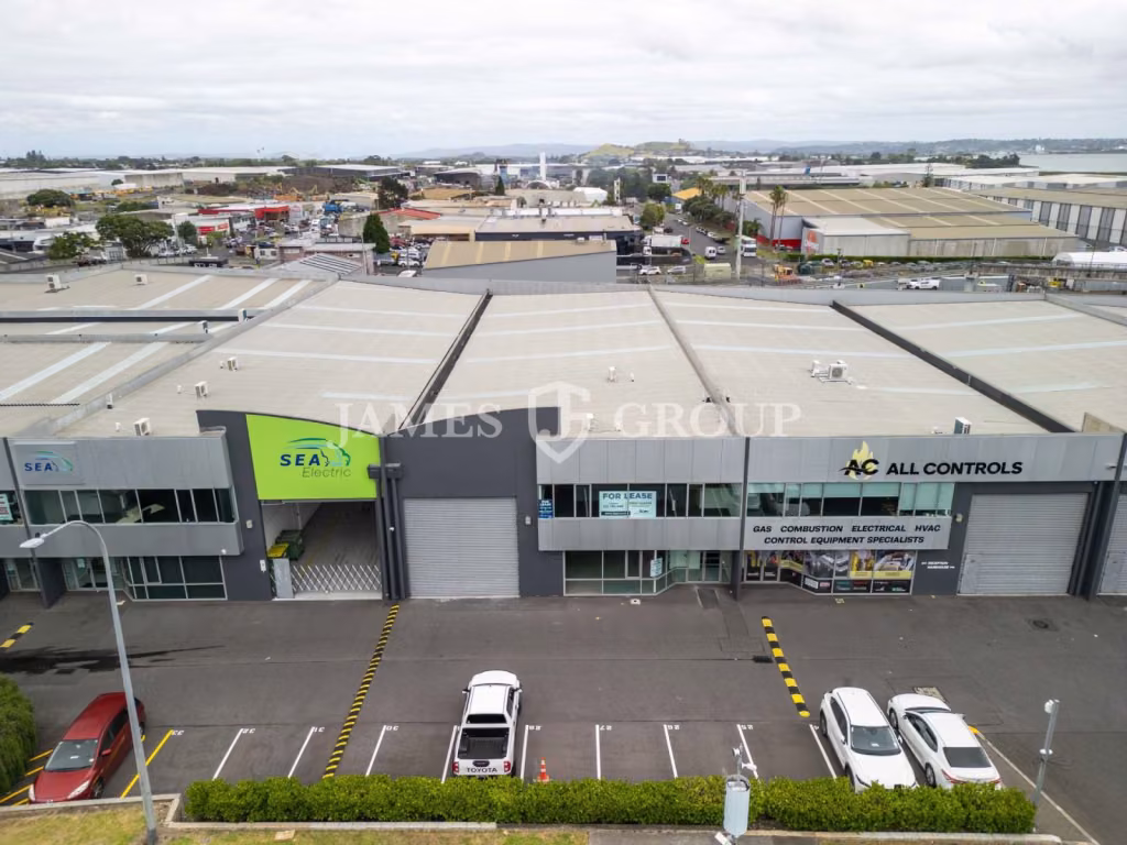 Road Front Otahuhu Warehouse – 804sqm