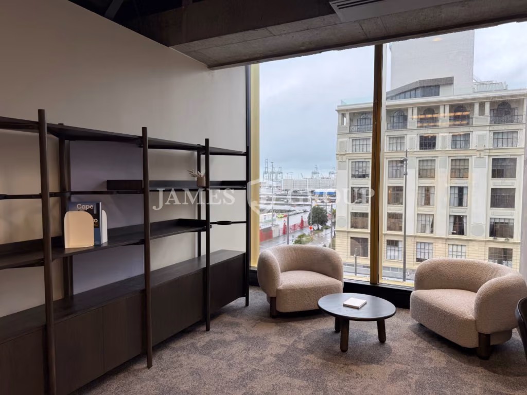 Ready-to-go Office With High Quality Fit-out