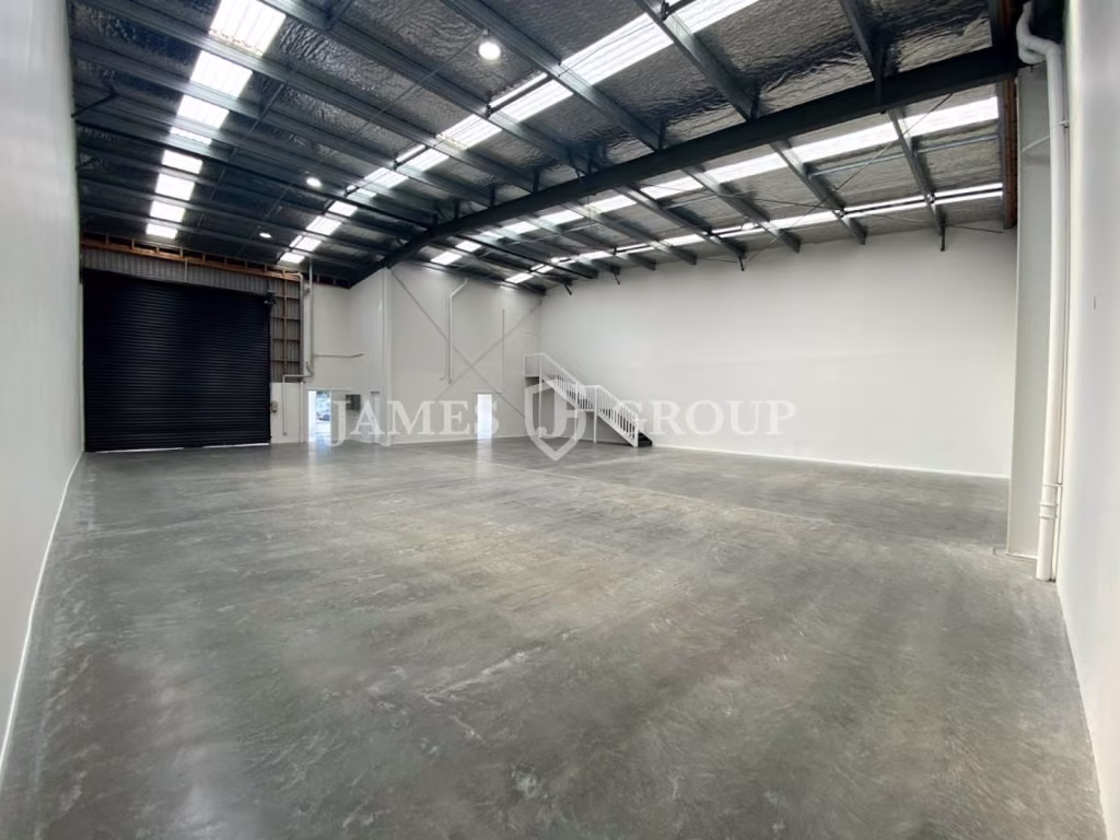 Refurbished & Ready | 465m² Penrose Warehouse