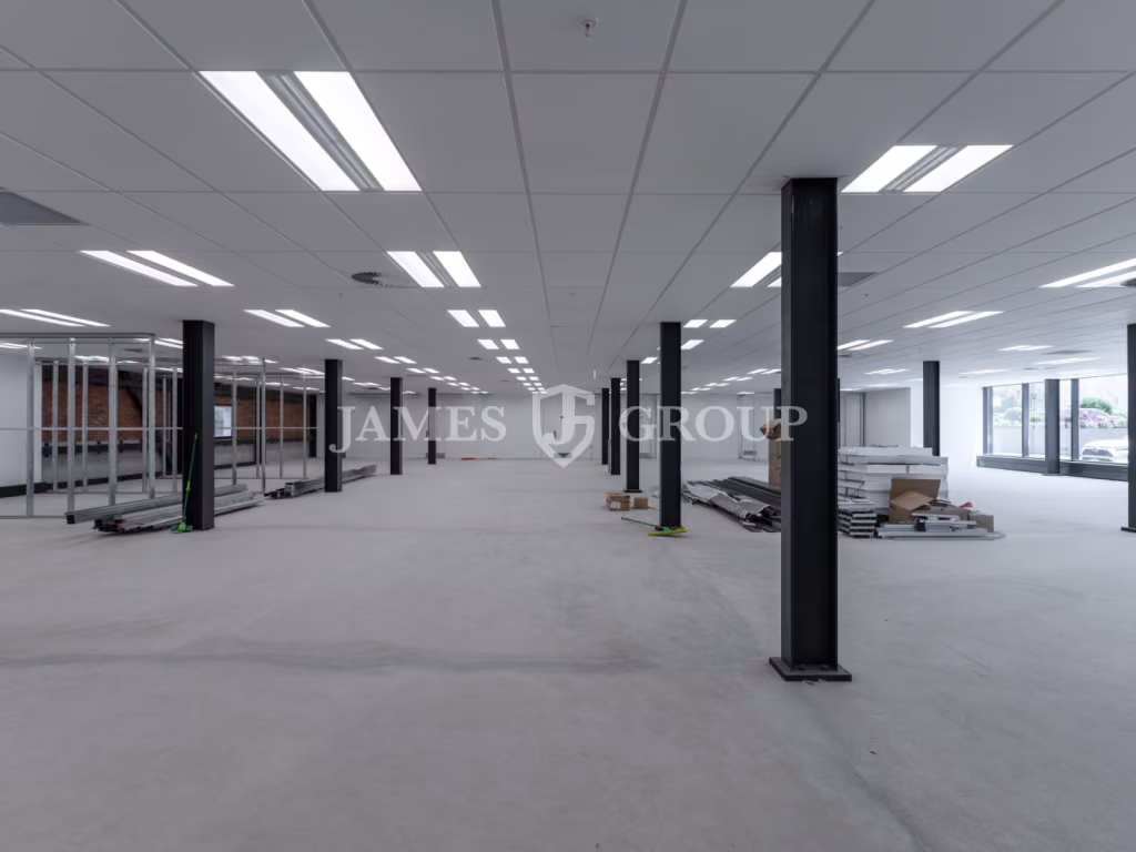 High Profile Character Office + Great Incentives