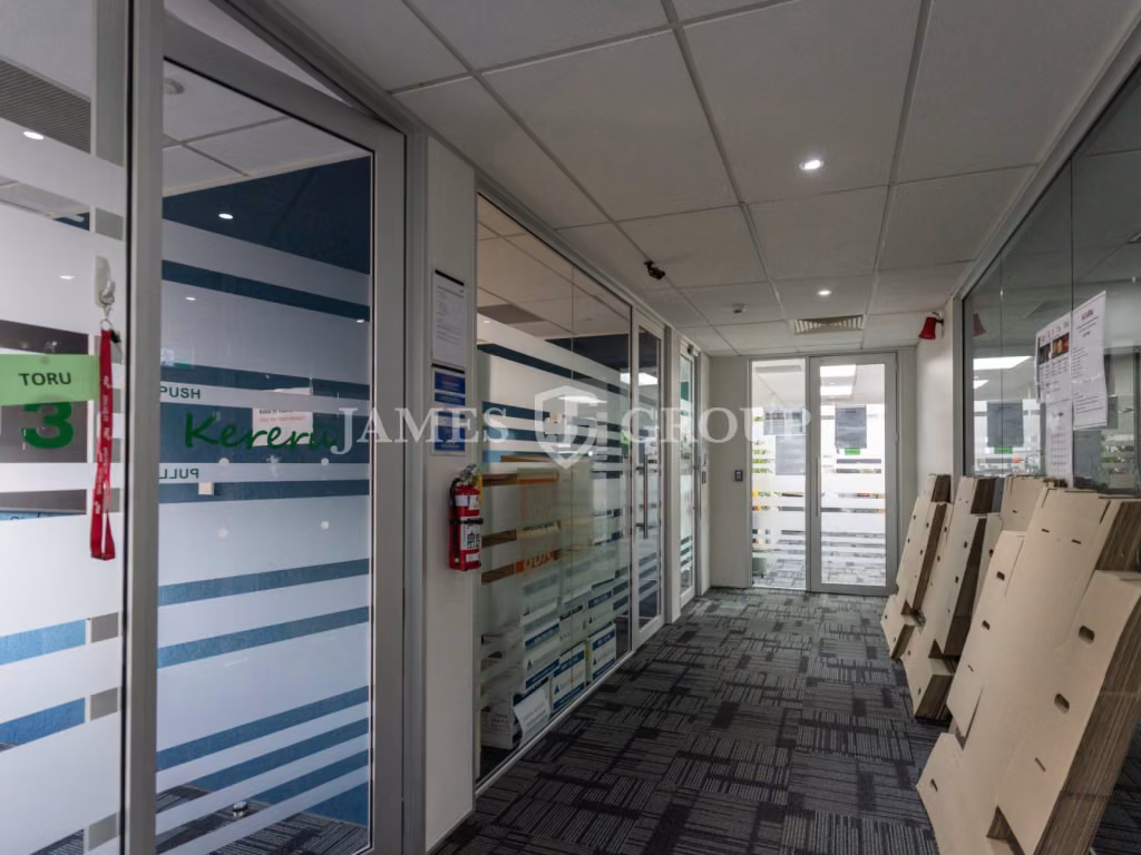 738m² Prime City Fringe Office