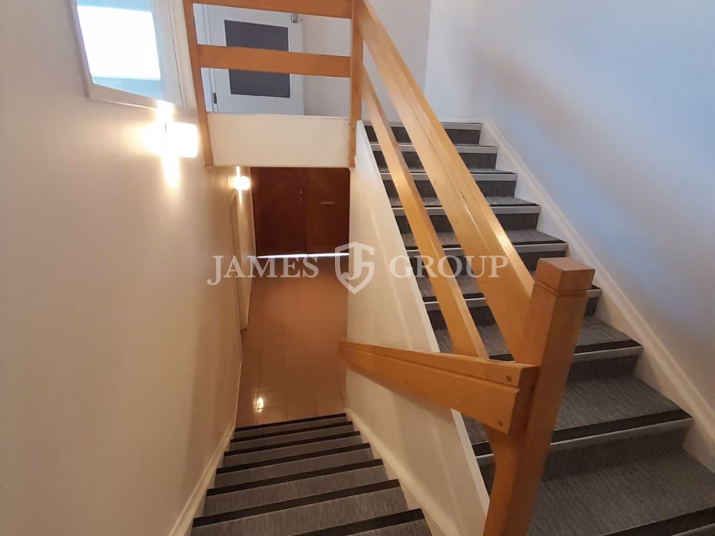Versatile Eden Terrace Office + Secure Parking