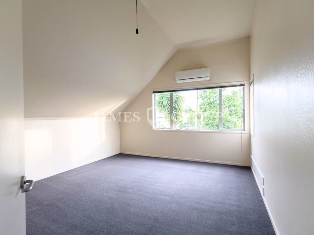 College Hill Live/work With Three Rooms