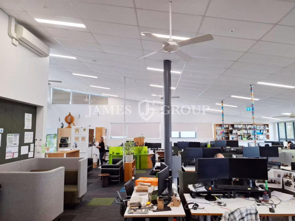 Polished Level 2 Office With Secure 24/7 Access
