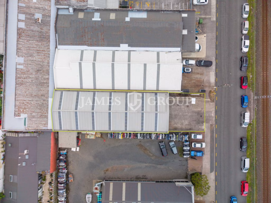 Versatile 427m² Industrial + Front Yard