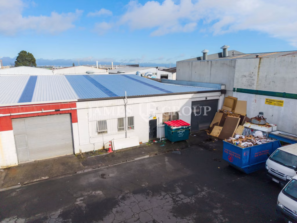 Prime Harris Road Location – 210m² Industrial Unit