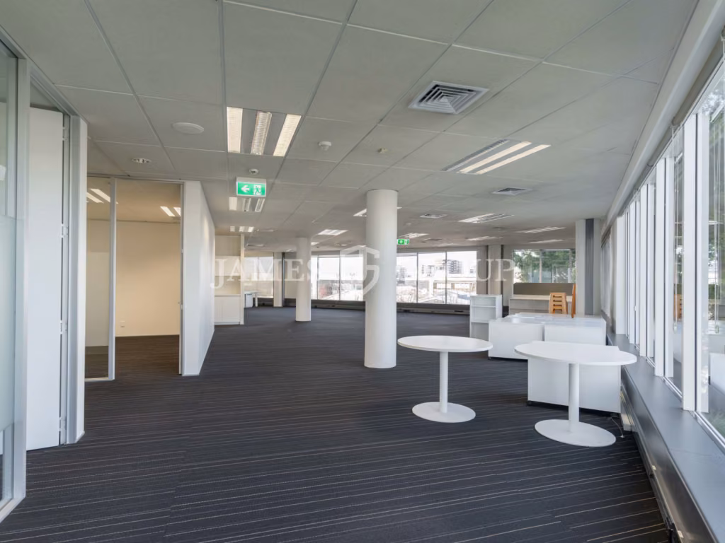 Fantastic Ellerslie Office 880 Sqm!