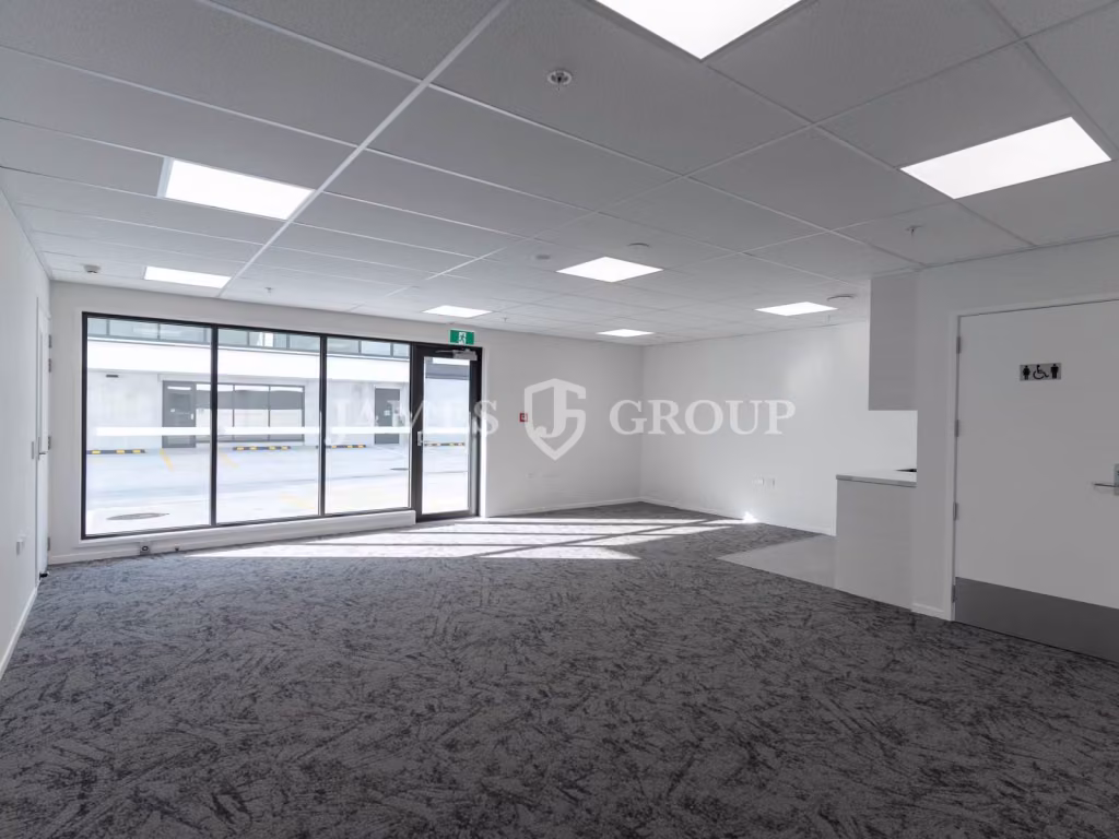 Near New Industrial | 12 Metre Stud Height