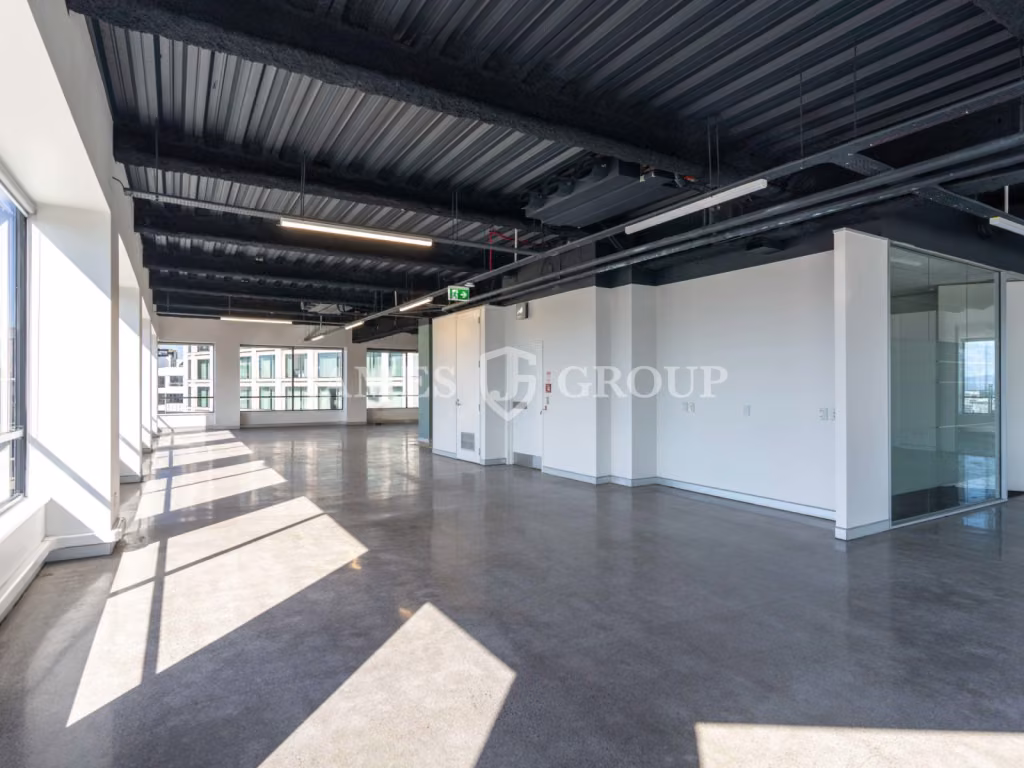 High-outlook Office At An Affordable Rent | 469m²