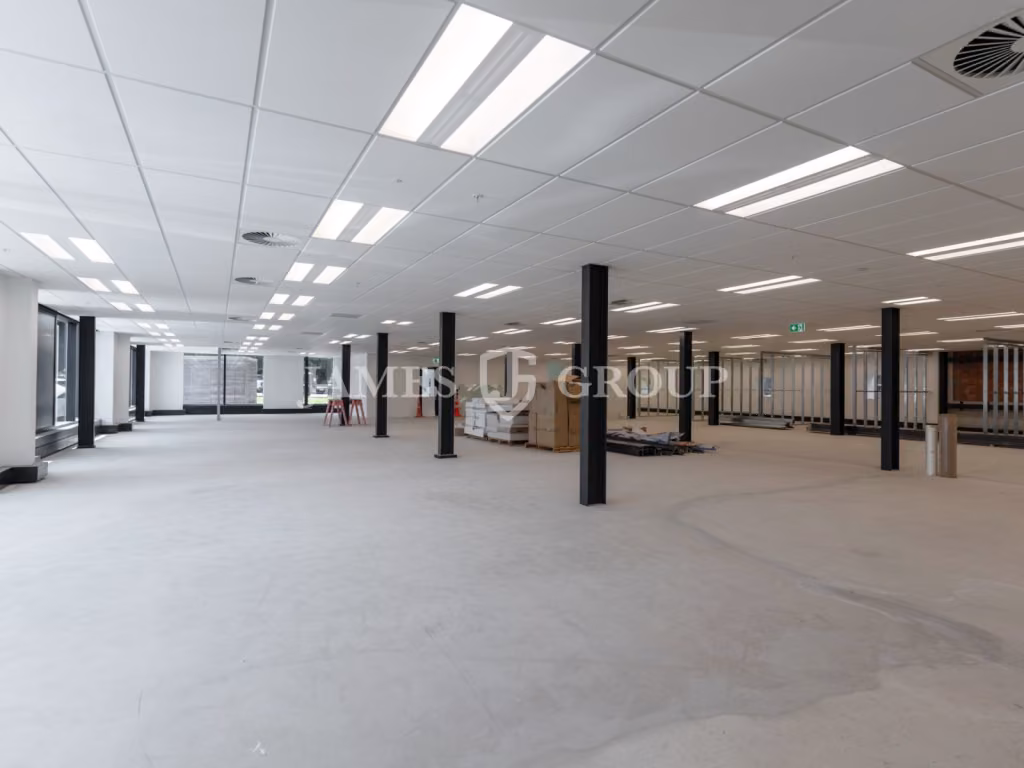 High Profile Character Office + Great Incentives