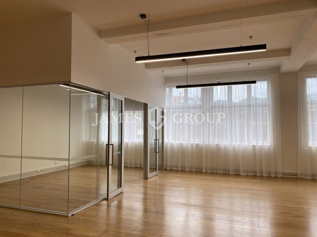 Premium Parnell Heritage Suite