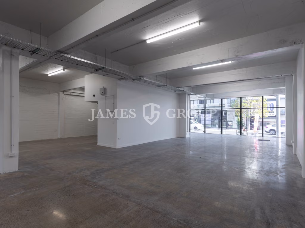Showroom Excellence – Brand New Refurb