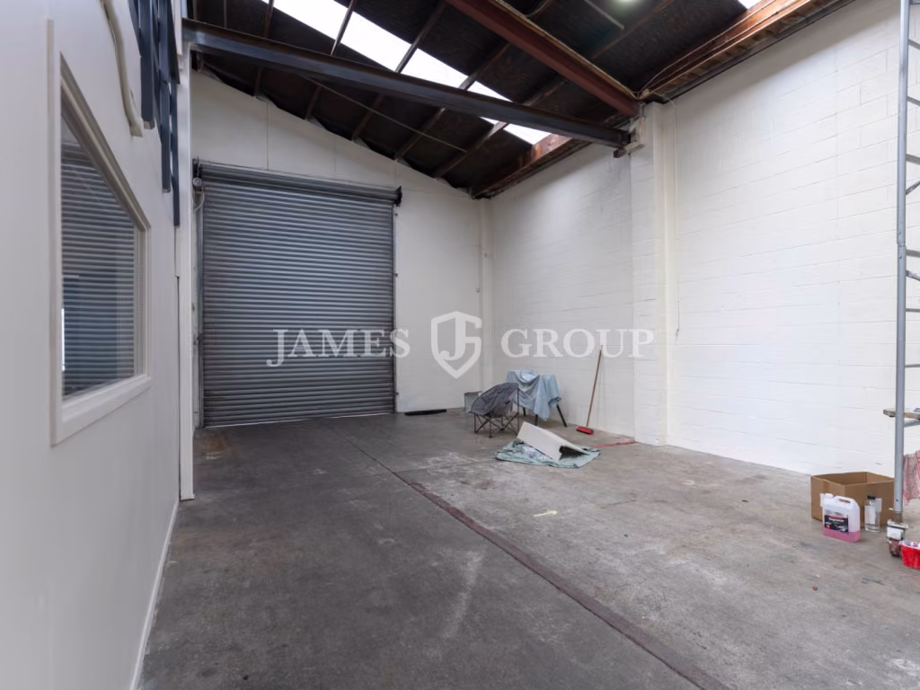 Versatile 427m² Industrial + Front Yard