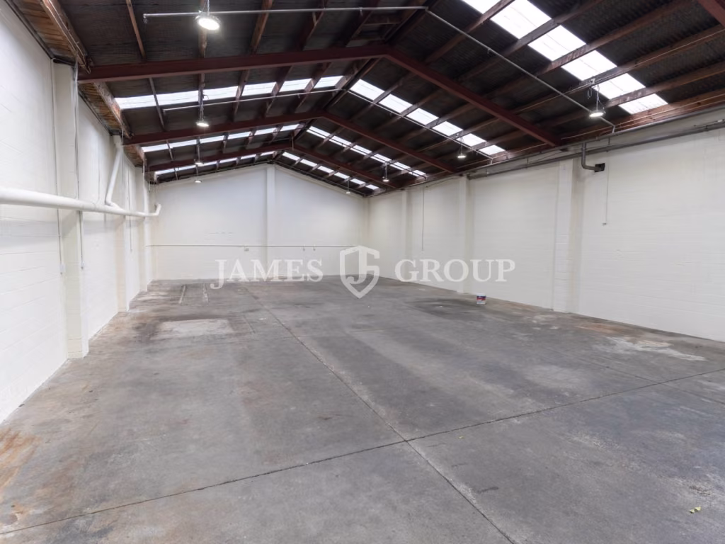 Versatile 427m² Industrial + Front Yard