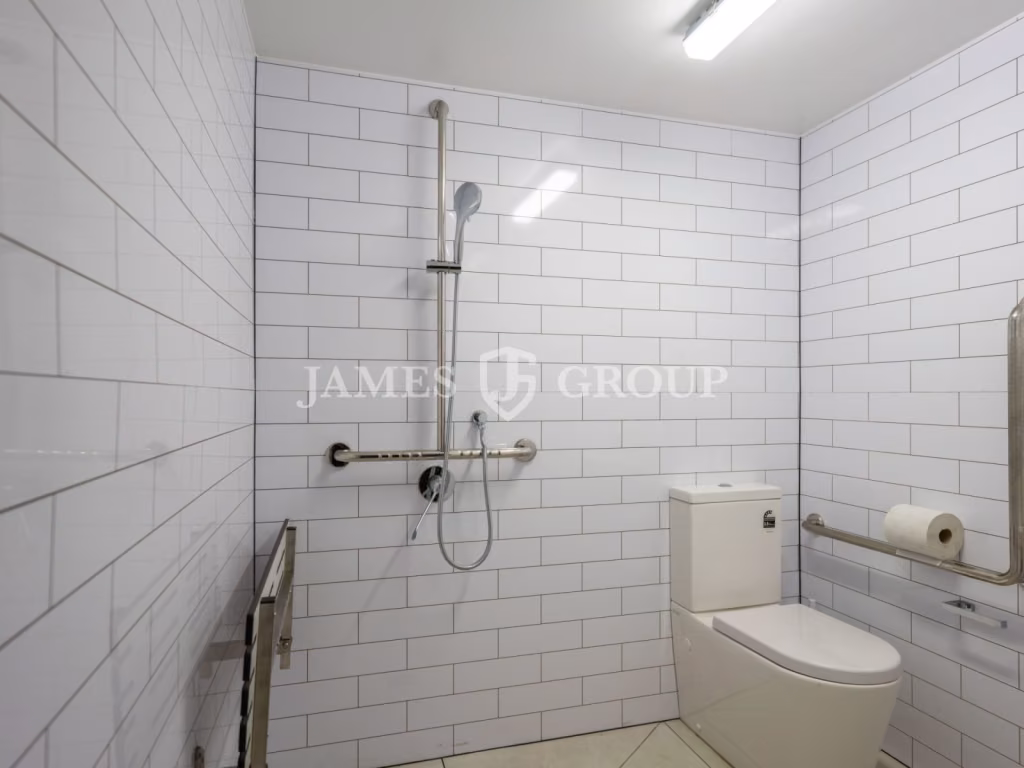 Level 5 Office In The Heart Of Newmarket