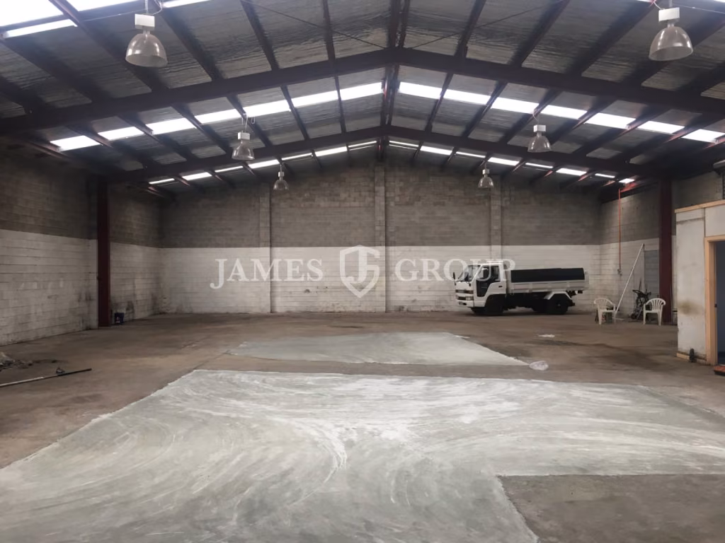 575m² Henderson Warehouse + Gated Yard