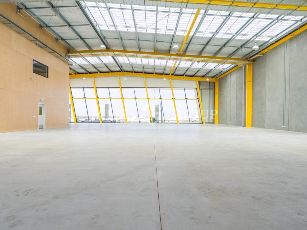 961sqm Penrose Retail With Massive Profile