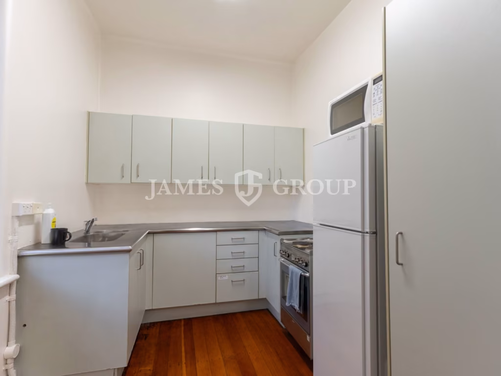 Versatile Ground Floor Space With Wooden Floors