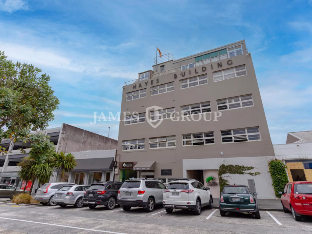 Newmarket Character 88m² Office