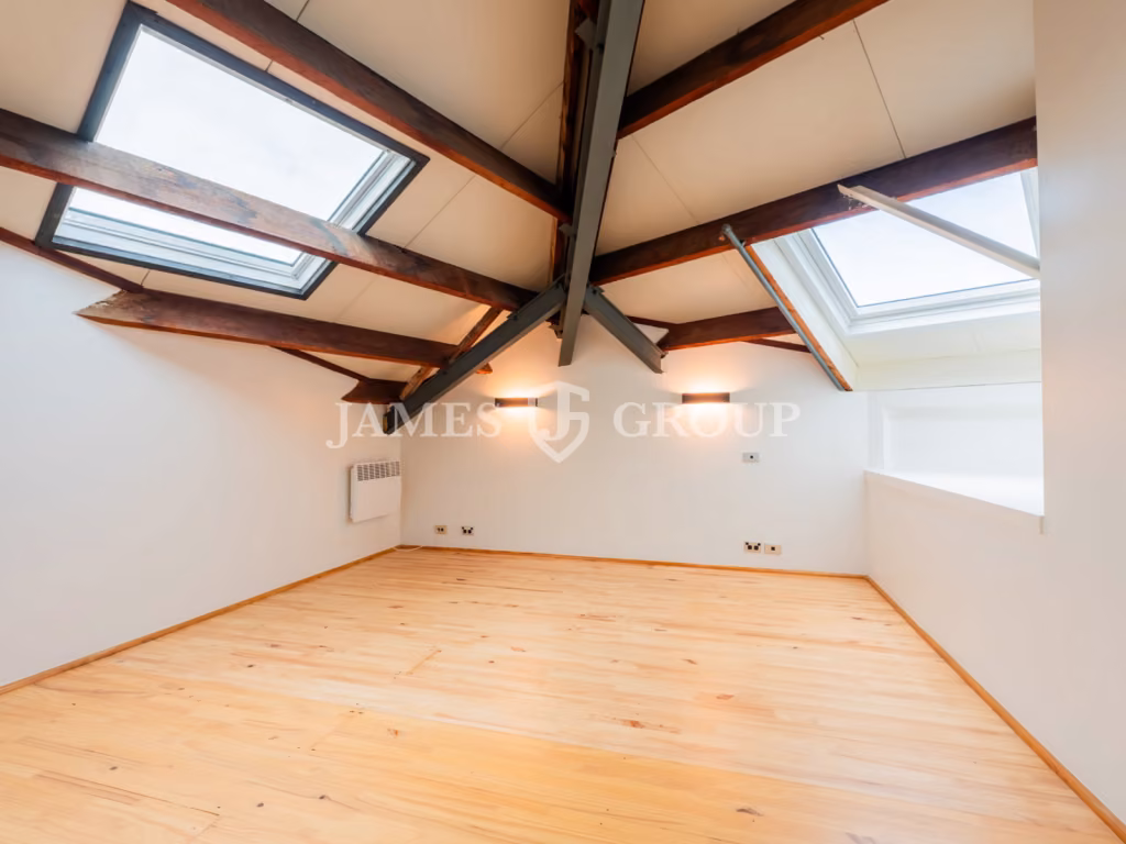 Axis Building Charcter Studio | 149m²