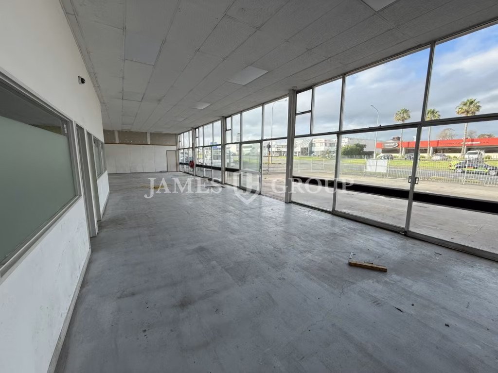 High Profile Secure Yard + Retail Area