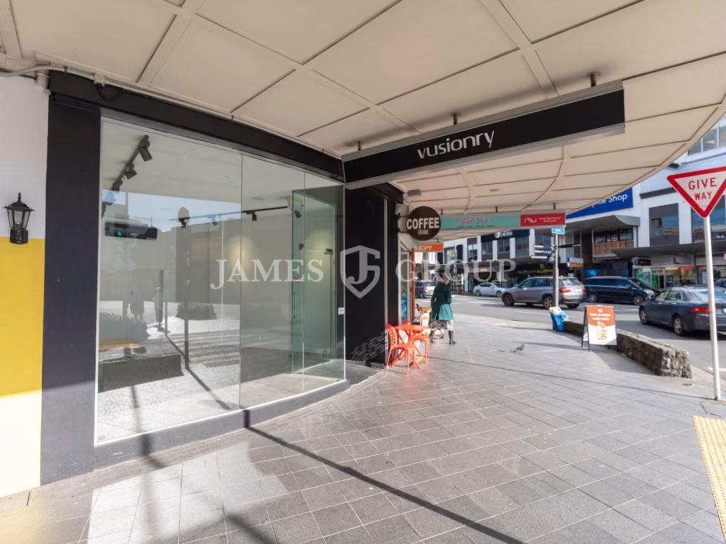 High Profile Newmarket Corner Retail | 41m²