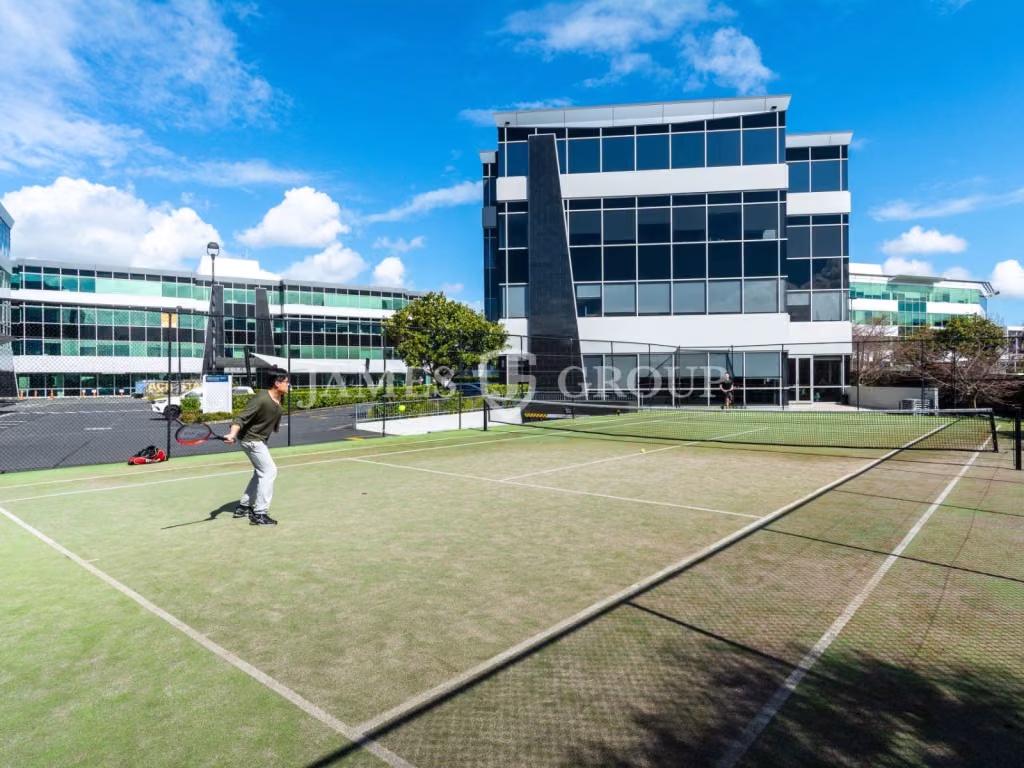 Ellerslie Office With Onsite Amenities & Parking