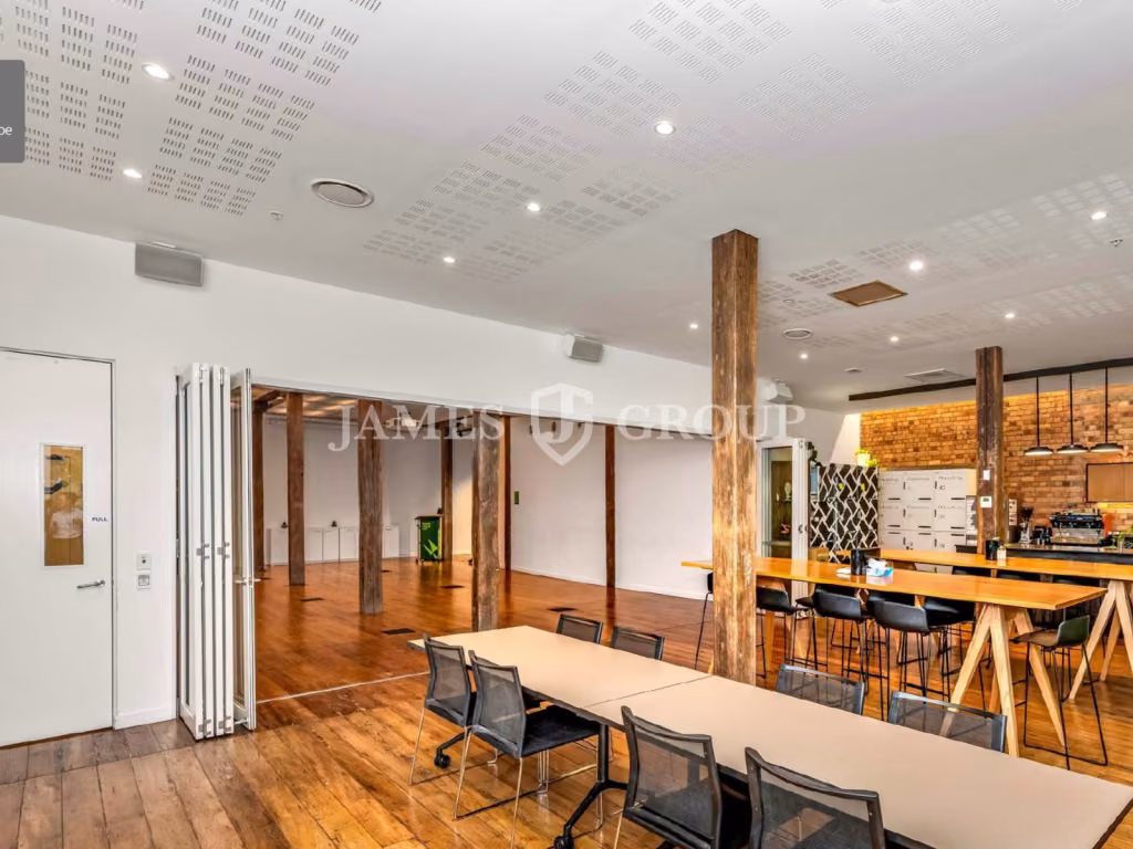 Landmark Character Office In Parnell