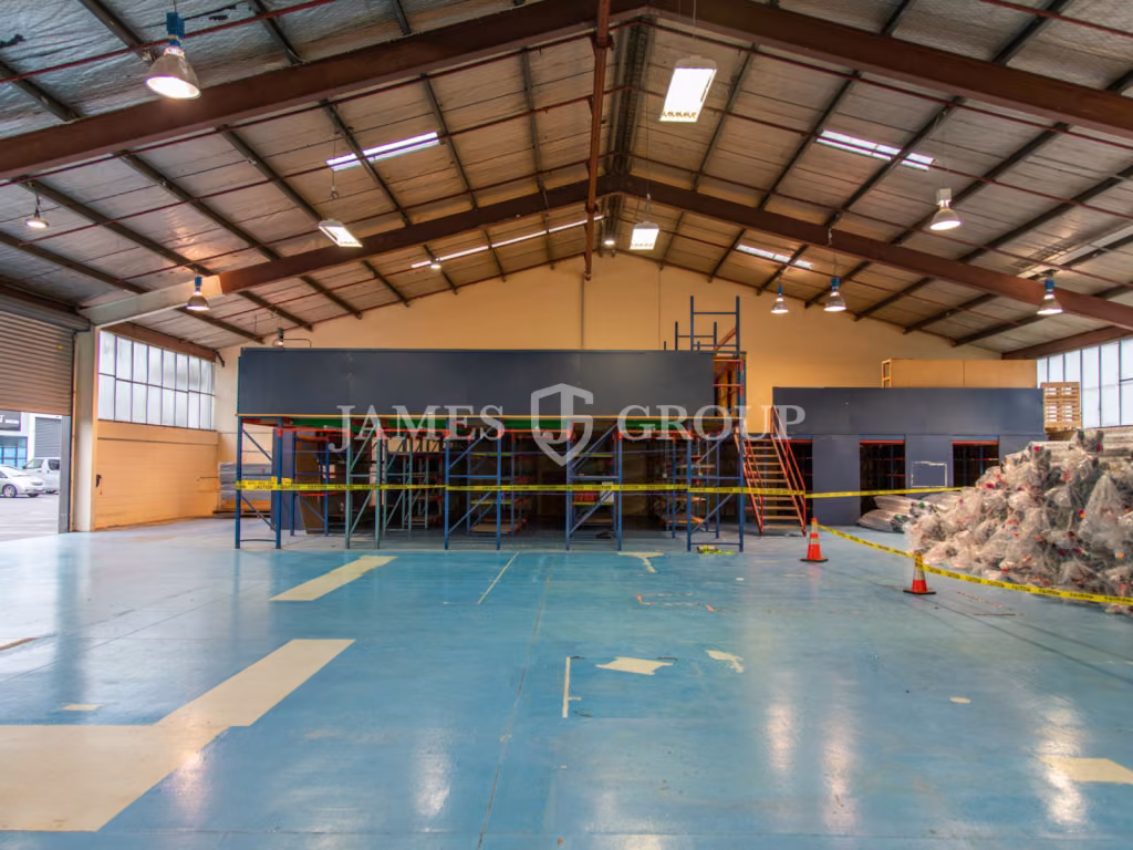 High Profile On East Tamaki Rd – 1,356sqm