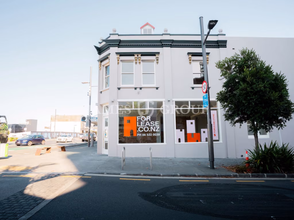 Corner Character Retail