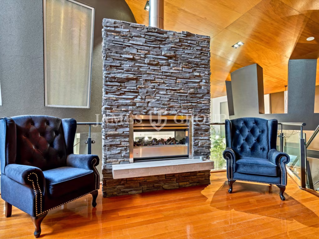 Modern Ellerslie Office