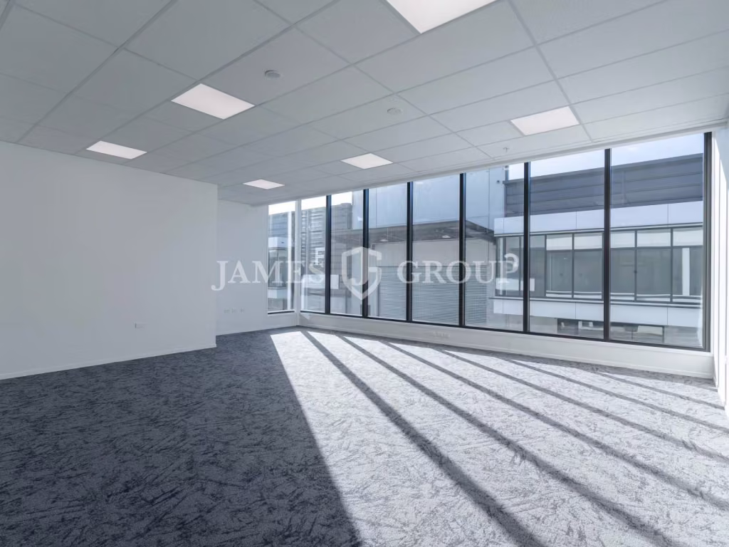 Near New Industrial | 12 Metre Stud Height