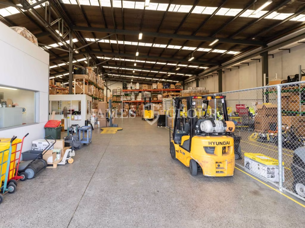 Prime East Tamaki Corner Site With Dual Access