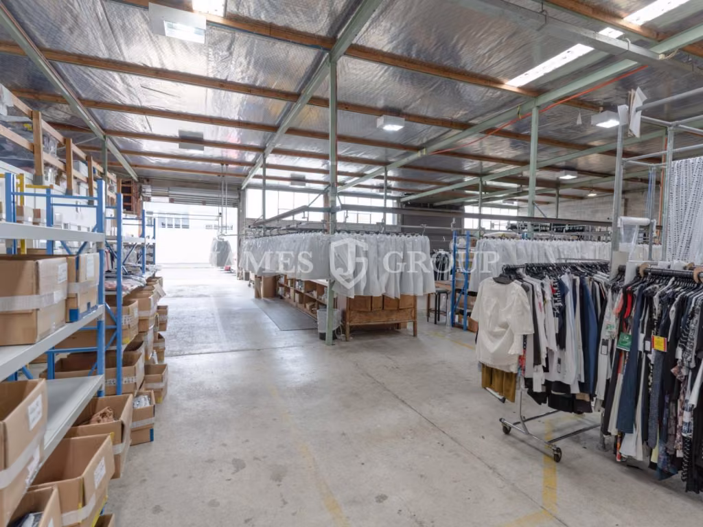 50 / 50 Warehouse & Office | 2 Mins From Motorway