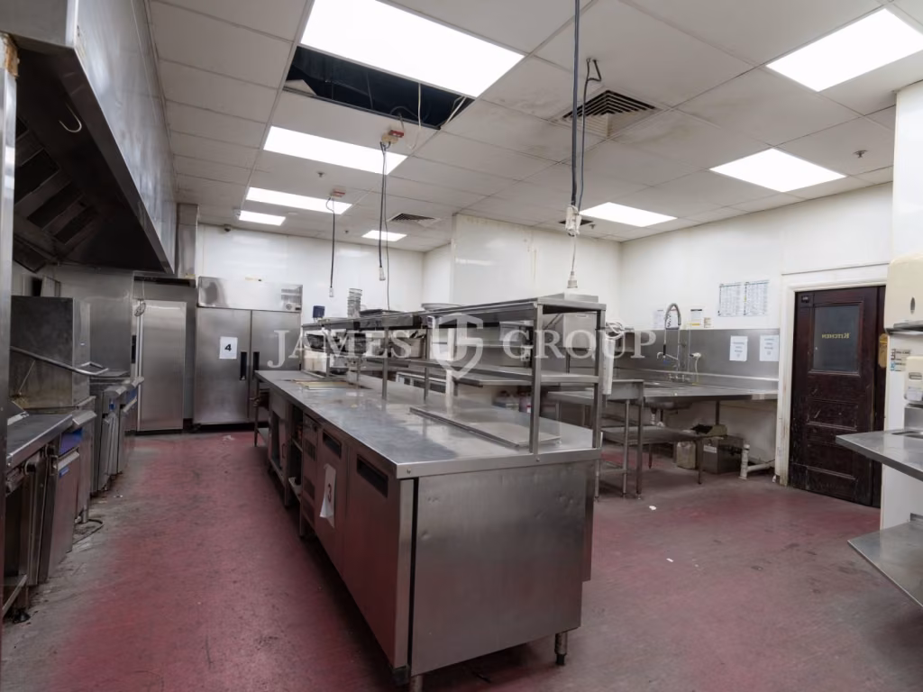 Full Floor Retail In Newmarket | 870sqm