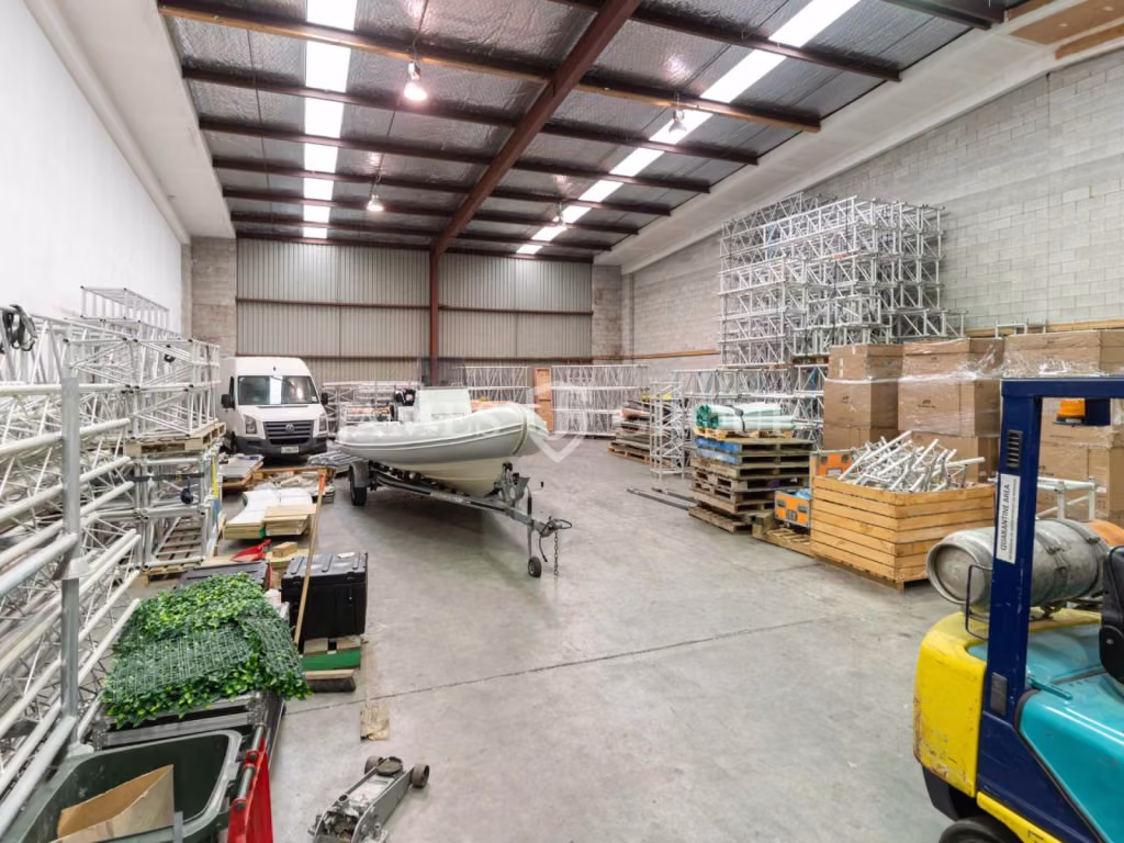 Functional Space In Central Industrial Hub