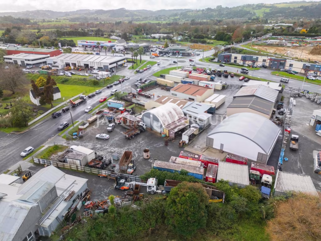2000m² Secure Yard With Workshop In Drury