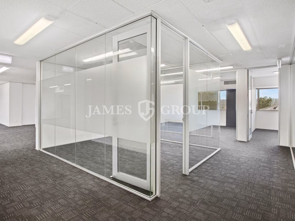 Expansive Views & Prime Location | 326.8m²