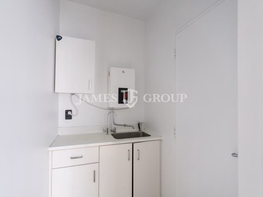 Versatile Parnell Office